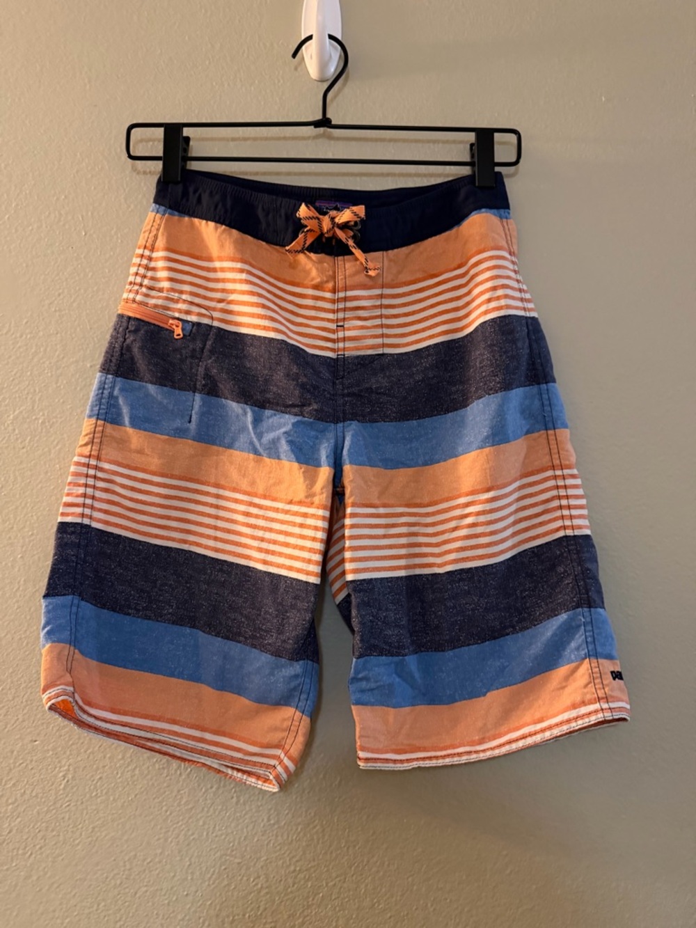 Patagonia Boys Wavefarer Boardshorts Striped Swim Trunks Size 12